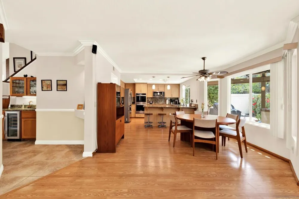 13057 Treecrest Poway, CA 92064