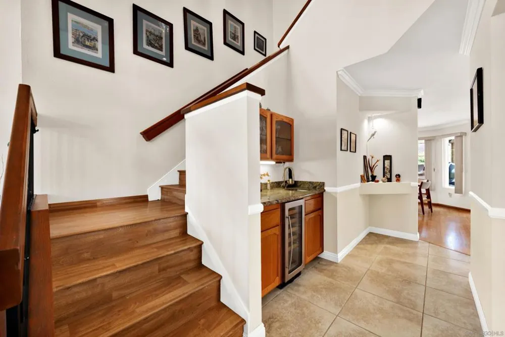 13057 Treecrest Poway, CA 92064