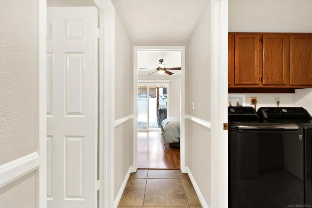 13057 Treecrest Poway, CA 92064
