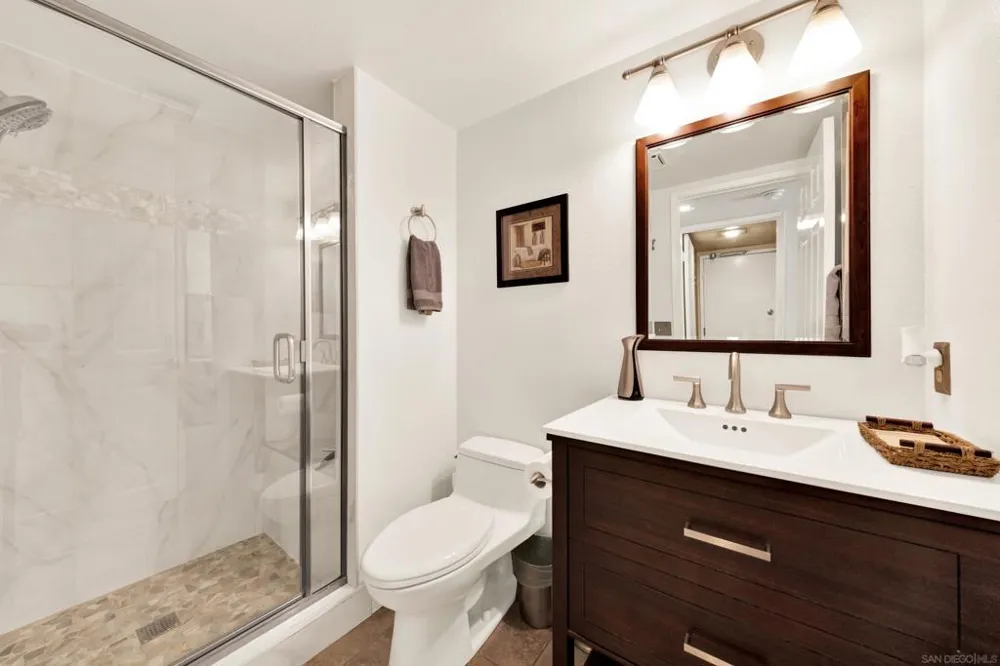 13057 Treecrest Poway, CA 92064