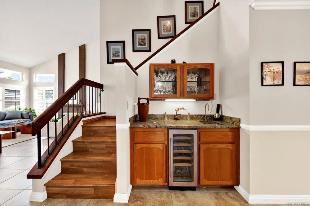 13057 Treecrest Poway, CA 92064