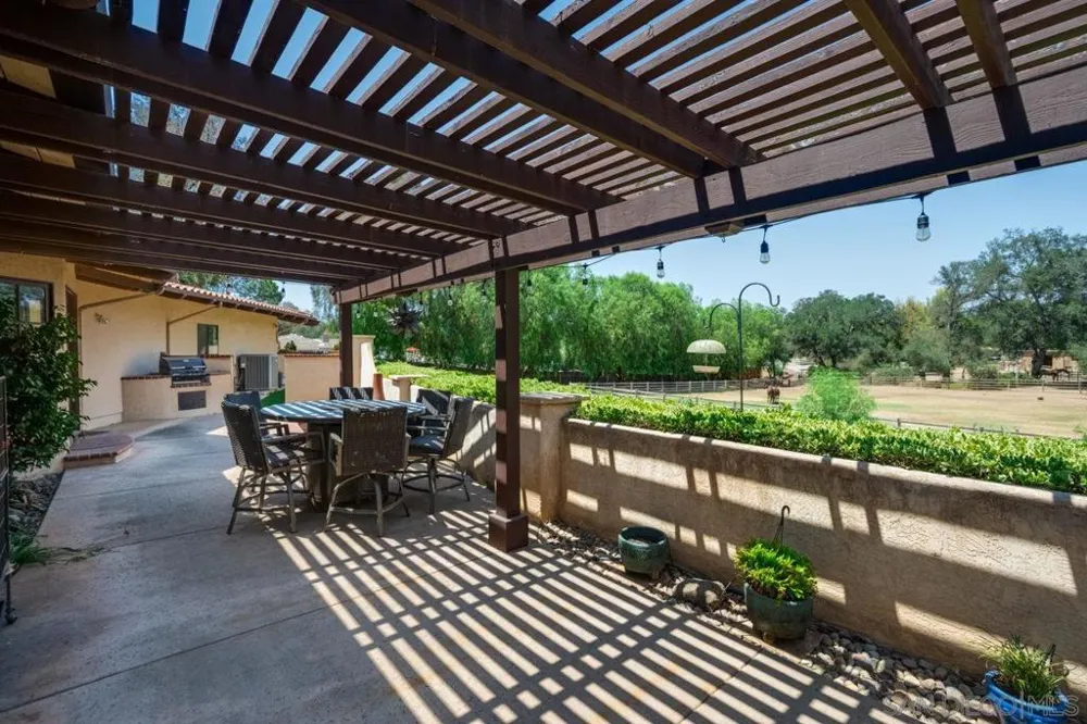 13970 Misty Oak Rd Valley Center, CA 92082