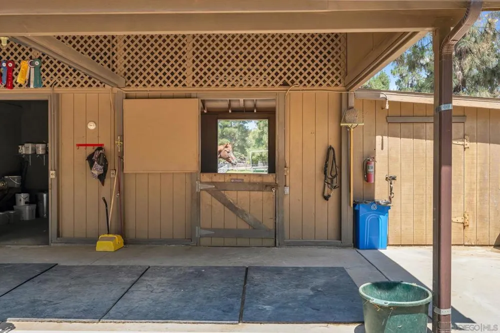 13970 Misty Oak Rd Valley Center, CA 92082