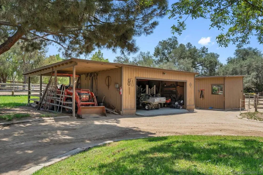 13970 Misty Oak Rd Valley Center, CA 92082