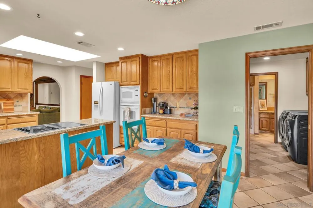 13970 Misty Oak Rd Valley Center, CA 92082