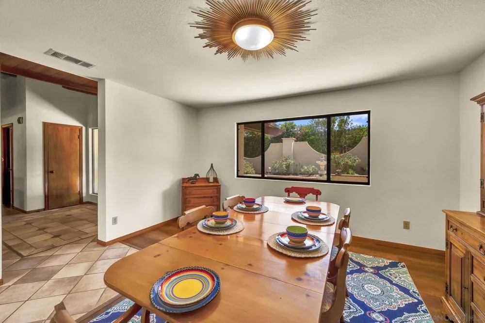 13970 Misty Oak Rd Valley Center, CA 92082