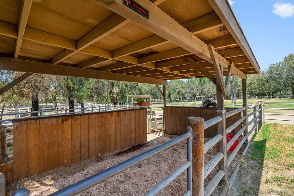 13970 Misty Oak Rd Valley Center, CA 92082