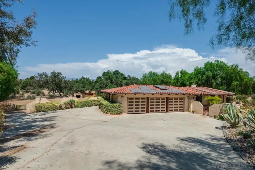 13970 Misty Oak Rd Valley Center, CA 92082