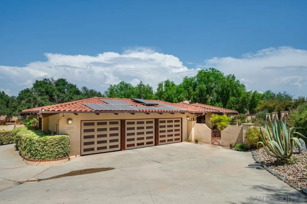 13970 Misty Oak Rd Valley Center, CA 92082