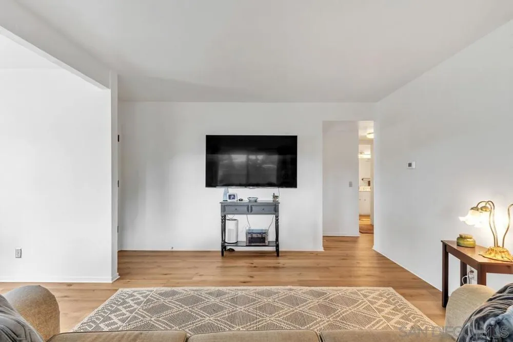 6878 Navajo Rd #Unit 43 San Diego, CA 92119