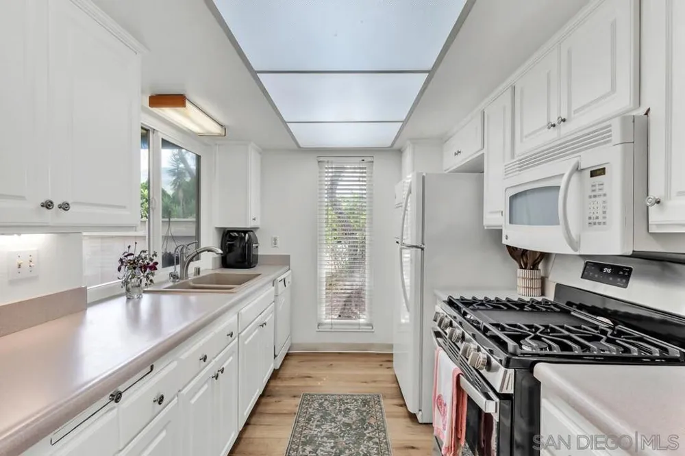 6878 Navajo Rd #Unit 43 San Diego, CA 92119