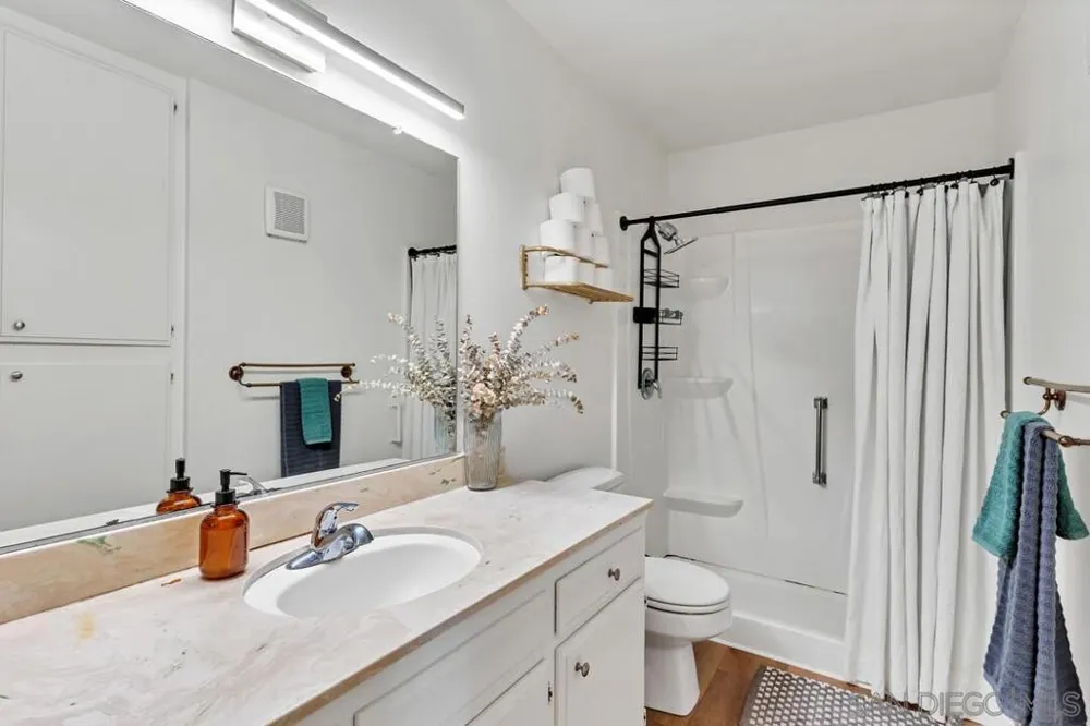 6878 Navajo Rd #Unit 43 San Diego, CA 92119