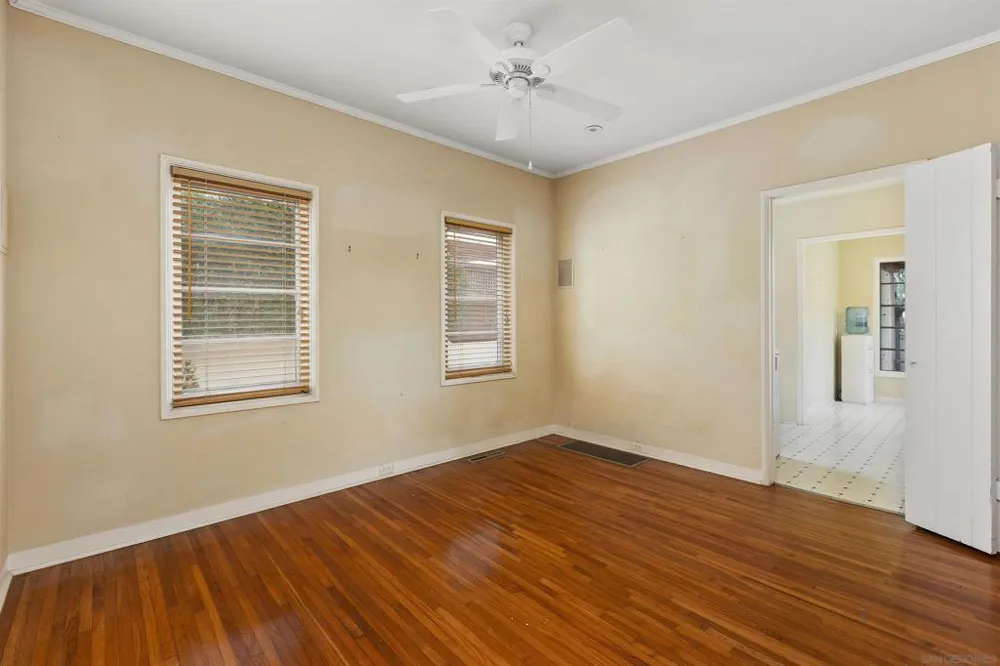 2219 La Callecita San Diego, CA 92103