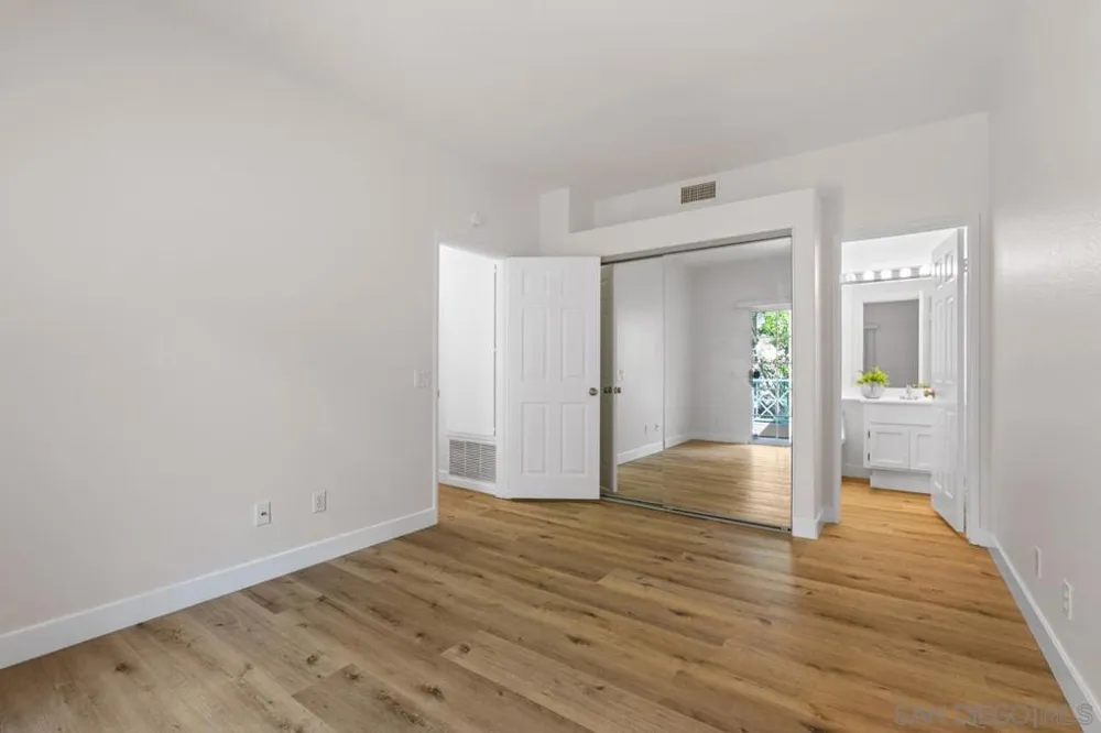12636 Springbrook #E San Diego, CA 92128