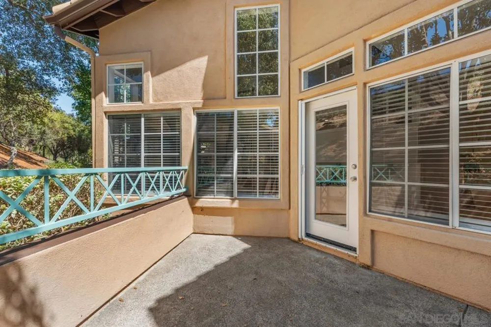 12636 Springbrook #E San Diego, CA 92128