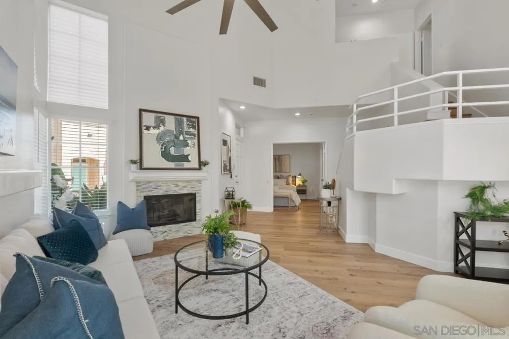 12636 Springbrook #E San Diego, CA 92128