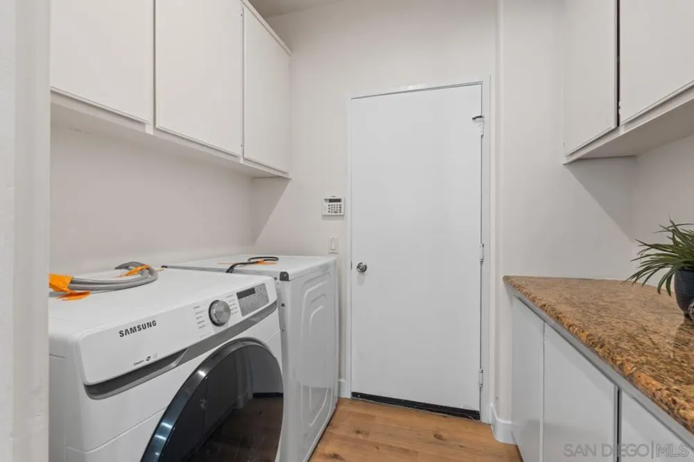 12636 Springbrook #E San Diego, CA 92128