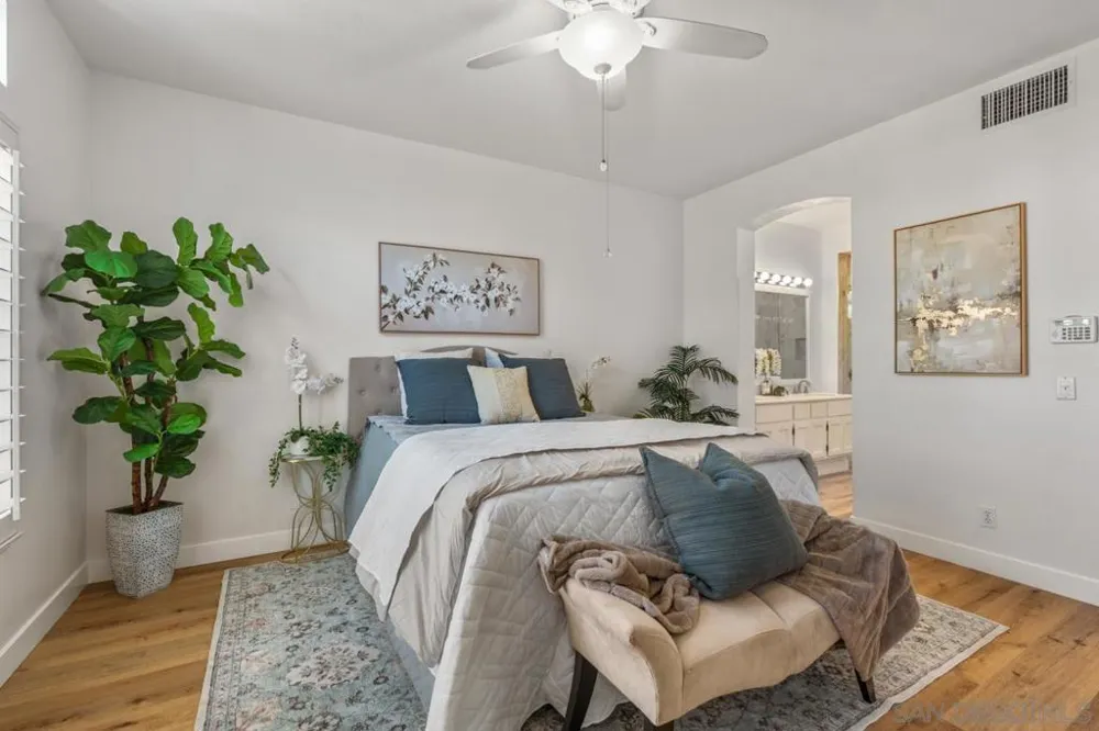 12636 Springbrook #E San Diego, CA 92128