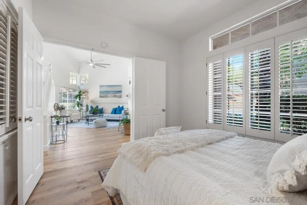 12636 Springbrook #E San Diego, CA 92128