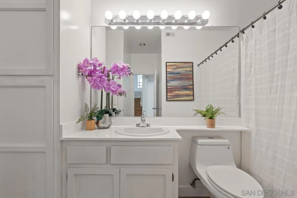 12636 Springbrook #E San Diego, CA 92128