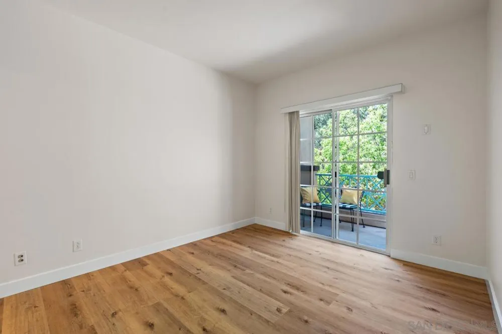 12636 Springbrook #E San Diego, CA 92128
