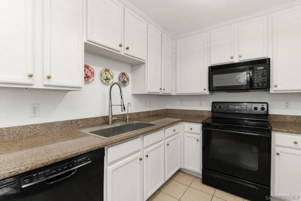 3535 Madison #232 San Diego, CA 92116