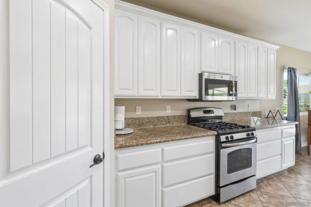 11976 Foothills River Ln Lakeside, CA 92040