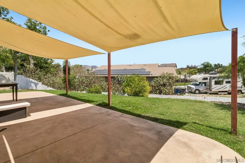 11976 Foothills River Ln Lakeside, CA 92040