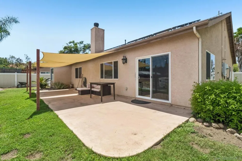 11976 Foothills River Ln Lakeside, CA 92040