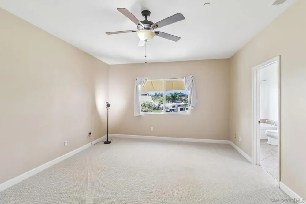 11976 Foothills River Ln Lakeside, CA 92040