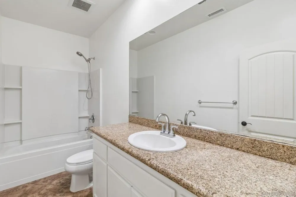 11976 Foothills River Ln Lakeside, CA 92040