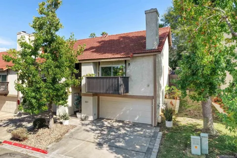 321 Windy Ln