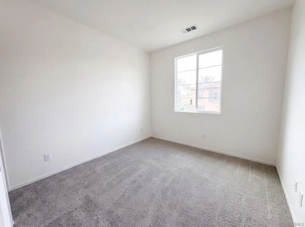 1242 Via Candelas Oceanside, CA 92056