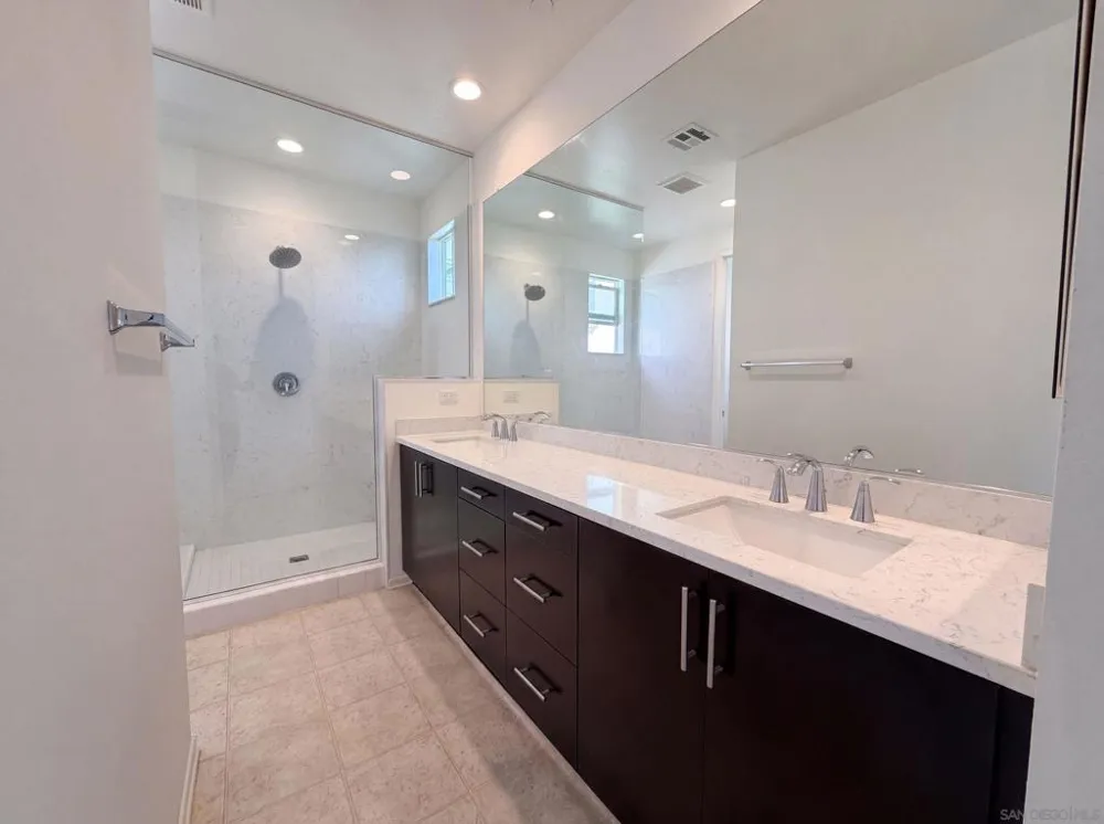 1242 Via Candelas Oceanside, CA 92056