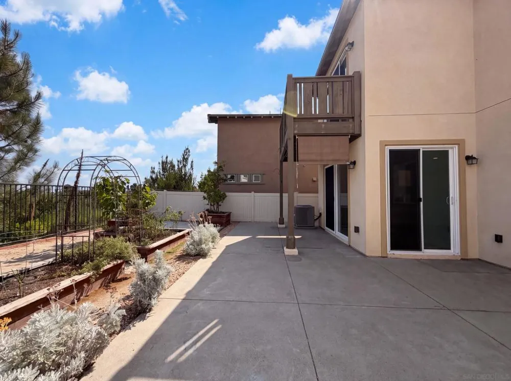 1242 Via Candelas Oceanside, CA 92056