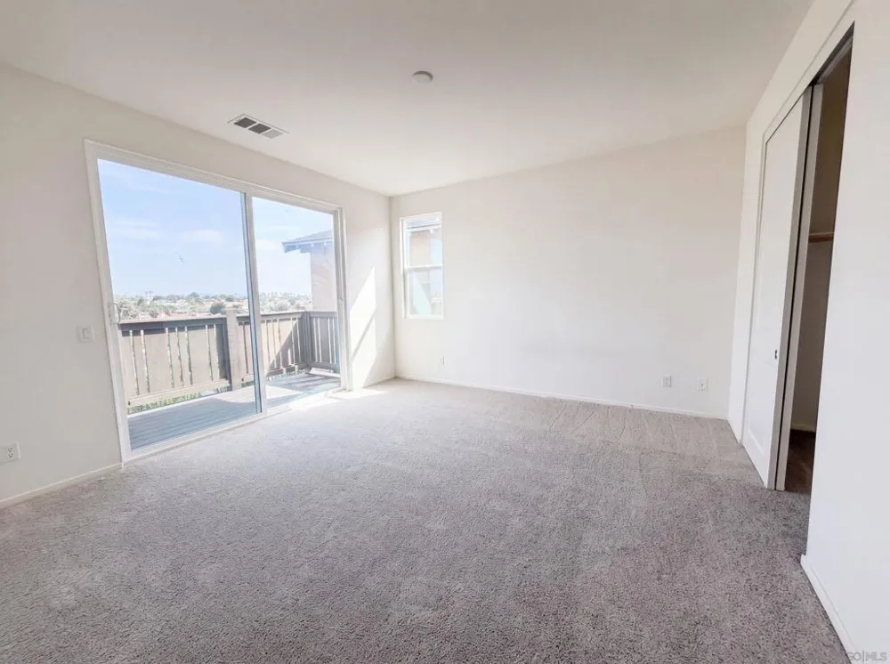 1242 Via Candelas Oceanside, CA 92056