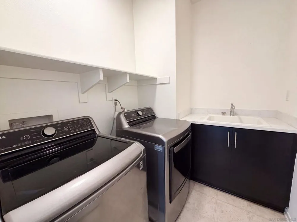 1242 Via Candelas Oceanside, CA 92056