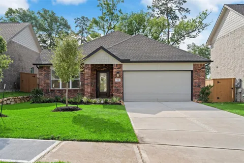 906 Golden Willow Lane