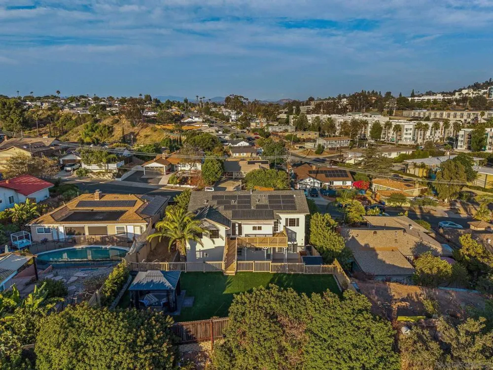 5720 Amarillo Avenue La Mesa, CA 91942