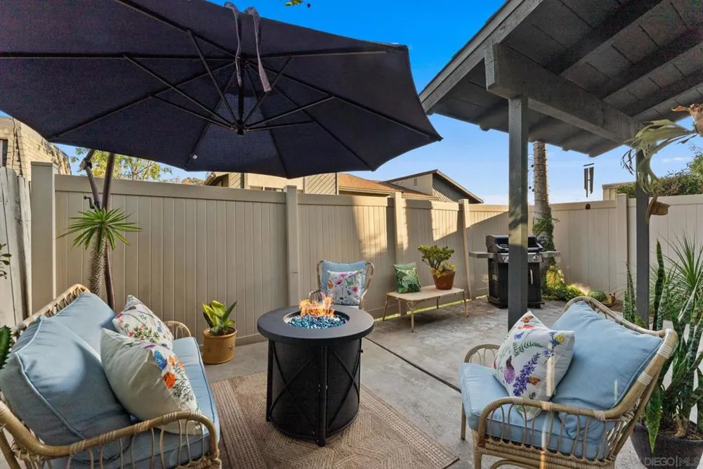 5631 Lake Park Way #6 La Mesa, CA 91942