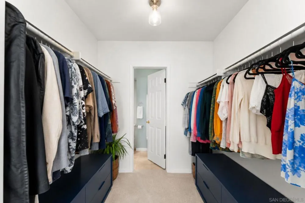 5631 Lake Park Way #6 La Mesa, CA 91942