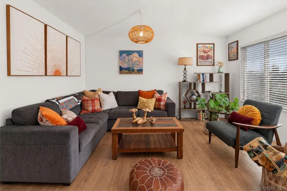 5631 Lake Park Way #6 La Mesa, CA 91942