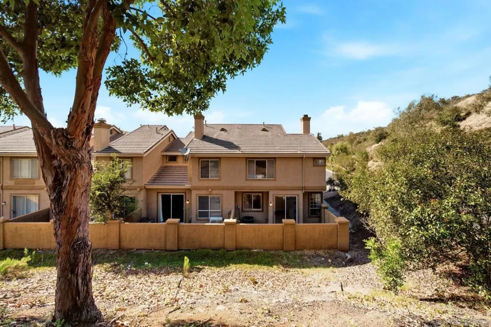 9525 Questa Pointe San Diego, CA 92126