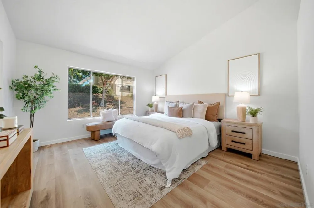 9525 Questa Pointe San Diego, CA 92126