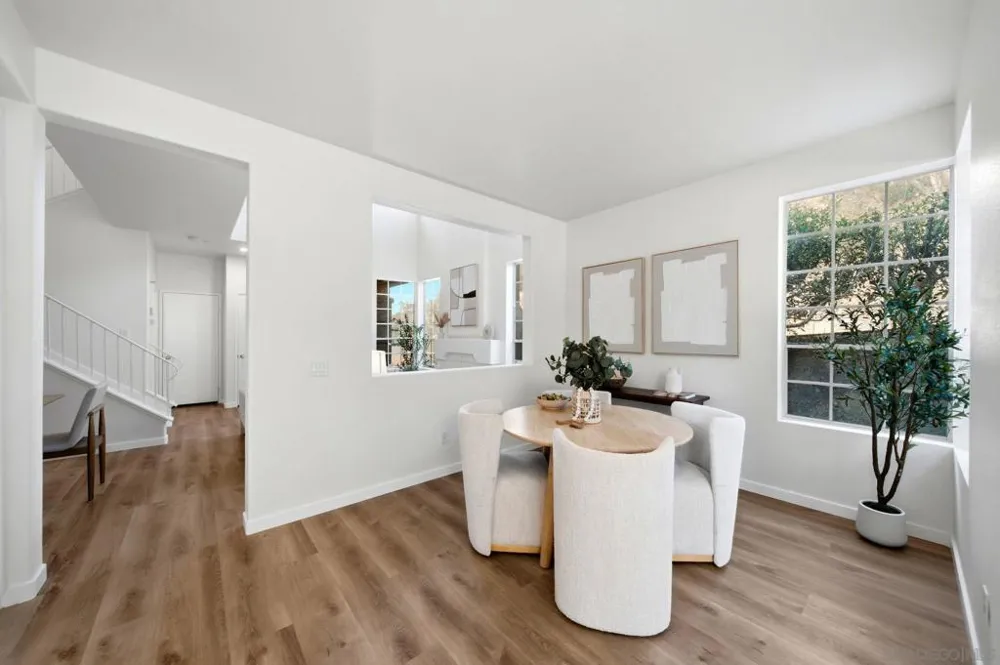 9525 Questa Pointe San Diego, CA 92126