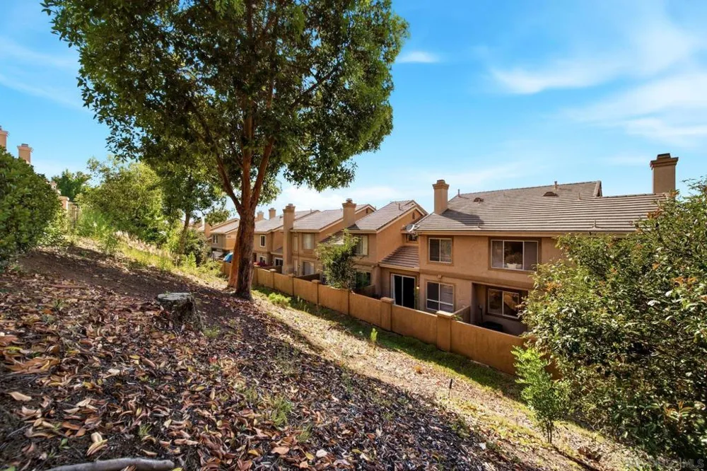 9525 Questa Pointe San Diego, CA 92126