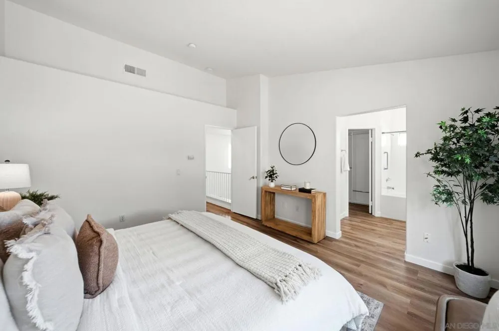 9525 Questa Pointe San Diego, CA 92126