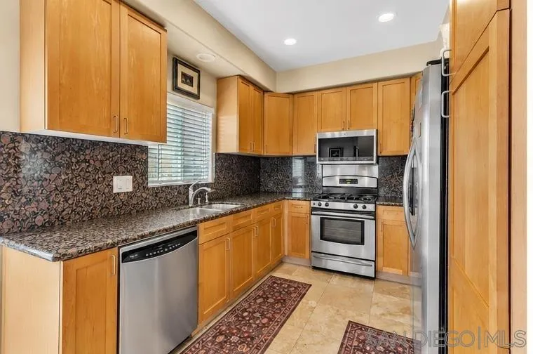 2761 A #403 San Diego, CA 92102