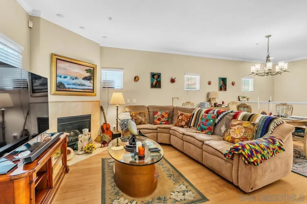 2761 A #403 San Diego, CA 92102