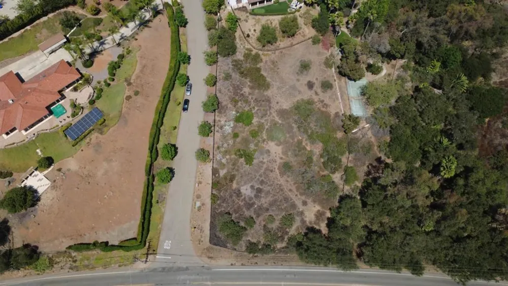 1986 Via Rancho Pkwy Escondido, CA 92029